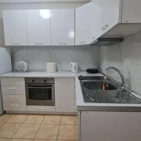 The Place Apartment *
