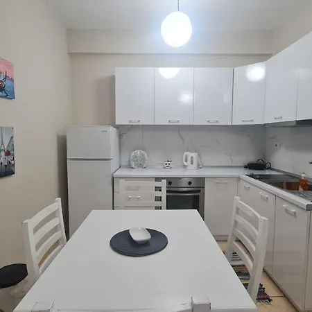 The Place Apartment *