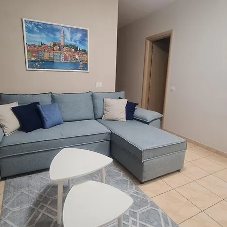 The Place Apartment *